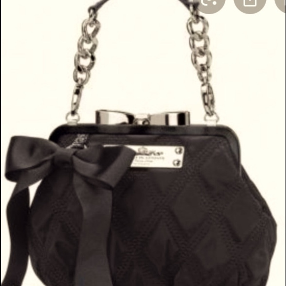 My flat in London, black  hand bag